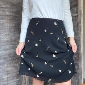 Thrifted black midi floral skirt
